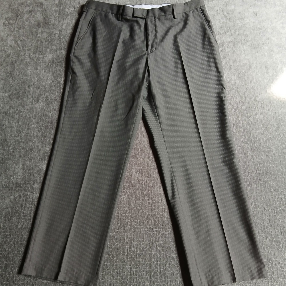 Haggar Mens Tailored Fit Pinstripe Dress Pants Charcoal Gray 38x29 WPL 386